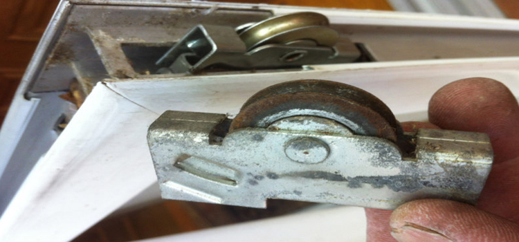 screen door roller repair in Clovis